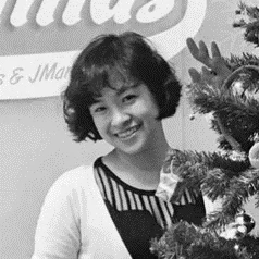 Hanh Le