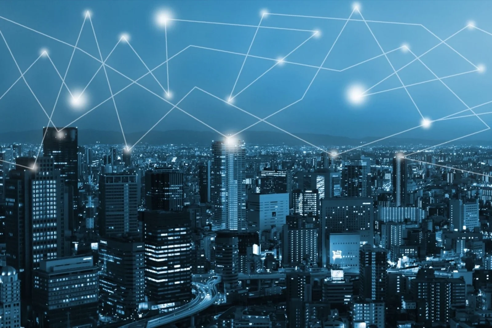 Pros and cons of decentralized supply chain solutions