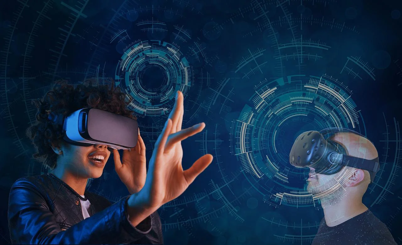 Is centralized metaverse possible in a decentralized ecosystem